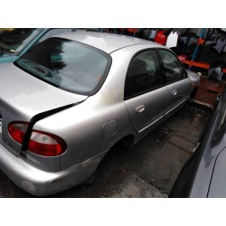 daewoo lanos del año 2001