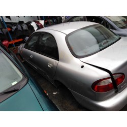 daewoo lanos del año 2001
