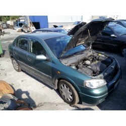 opel astra g berlina del año 1998