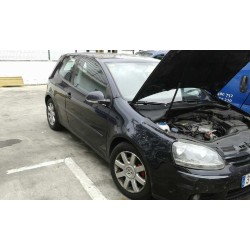 volkswagen golf v berlina (1k1) del año 2004