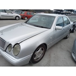 mercedes clase e (w210) berlina diesel del año 1997