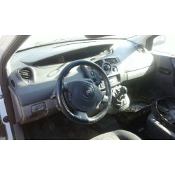 renault scenic ii del año 2006
