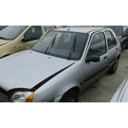ford fiesta berlina (dx) del año 2000