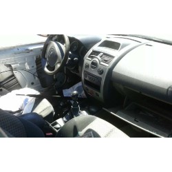 renault megane ii berlina 5p del año 2004