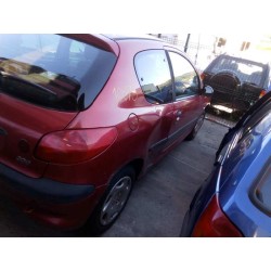 peugeot 206 berlina del año 2002