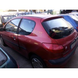 peugeot 206 berlina del año 2002