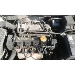 opel astra g berlina del año 2000