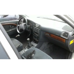 volvo v40 familiar del año 1997