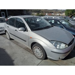 ford focus berlina (cak) del año 2004