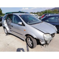 nissan almera tino (v10m) del año 2004