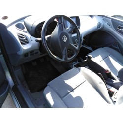 nissan almera tino (v10m) del año 2004
