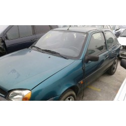 ford fiesta berlina (dx) del año 2000