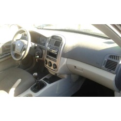kia cerato del año 2005