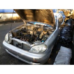 daewoo lanos del año 2002