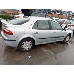 renault laguna ii (bg0) del año 2001