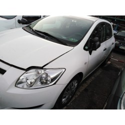 toyota auris del año 2007