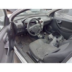 opel corsa c del año 2006