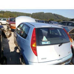 fiat punto berlina (188) del año 2001