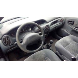 renault megane i classic (la0) del año 1950