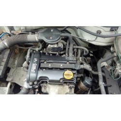 opel corsa c del año 2002