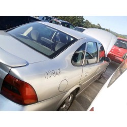 opel vectra b berlina del año 1999