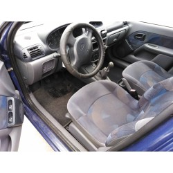 renault clio ii fase i (b/cbo) del año 2001