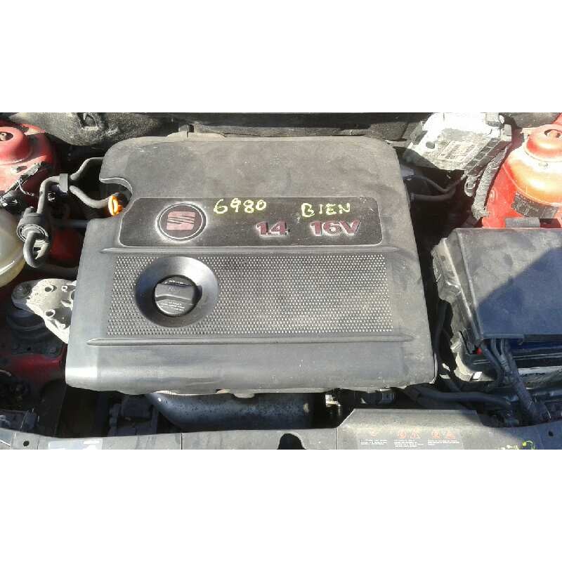 seat ibiza (6l1) del año 2002