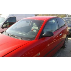 seat ibiza (6l1) del año 2002