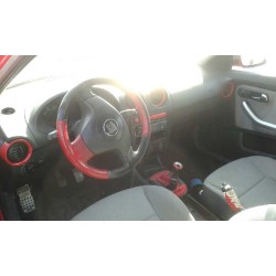 seat ibiza (6l1) del año 2002