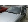 ford fiesta berlina (dx) del año 2000