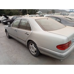mercedes clase e (w210) berlina diesel del año 1997