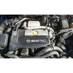 opel vectra b berlina del año 2000