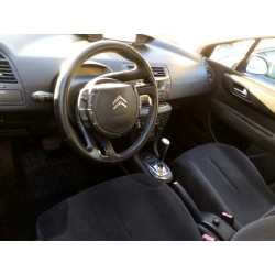 citroen c4 berlina del año 2006