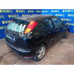 ford focus berlina (cak) del año 2003
