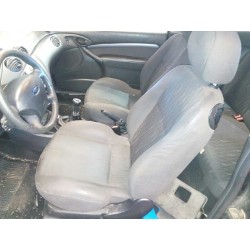 ford focus berlina (cak) del año 2003