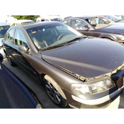 volvo s60 berlina del año 2002