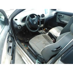 seat ibiza (6l1) del año 2002