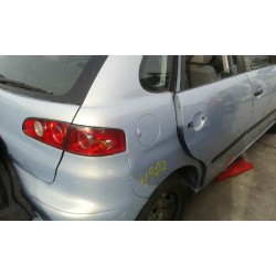 seat ibiza (6l1) del año 2002