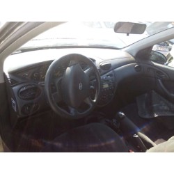 ford focus berlina (cak) del año 1998