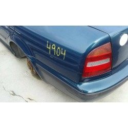 skoda octavia berlina (1u2) del año 1998