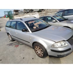 volkswagen passat variant (3b6) del año 2001