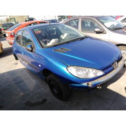 peugeot 206 berlina del año 2005