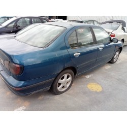 nissan primera berlina (p11) del año 2001