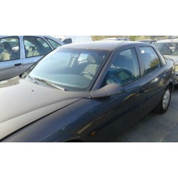 opel vectra b berlina del año 1997