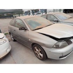 seat ibiza (6l1) del año 2004