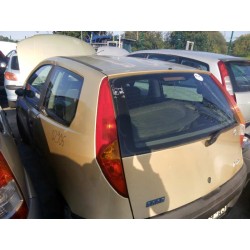 fiat punto berlina (188) del año 2000