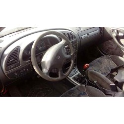 citroen xsara berlina del año 1998