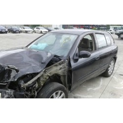 nissan almera (n16/e) del año 2001