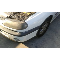 renault laguna (b56) del año 2000