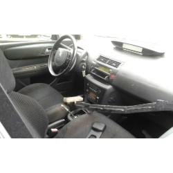 citroen c4 berlina del año 2005